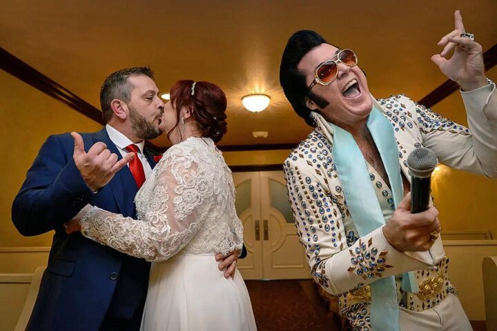 Elvis Wedding Chapel Ceremony